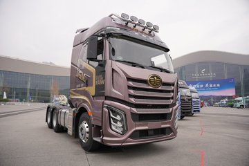 һ�����J6V �캽�� 12.5L���� 580���� 6X4 һ�����12�� AMT�Զ��� ǣ����ͼƬ