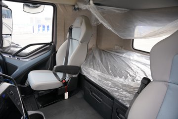 һ�����J6V �캽�� 12.5L���� 580���� 6X4 һ�����12�� AMT�Զ��� ǣ����ͼƬ