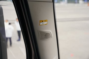 һ�����J6V �캽�� 12.5L���� 580���� 6X4 һ�����12�� AMT�Զ��� ǣ����ͼƬ