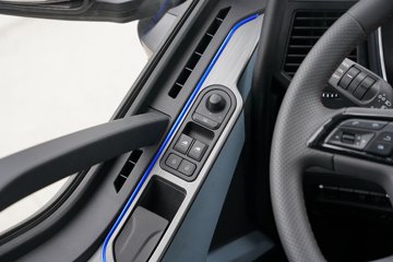 һ�����J6V �캽�� 12.5L���� 580���� 6X4 һ�����12�� AMT�Զ��� ǣ����ͼƬ