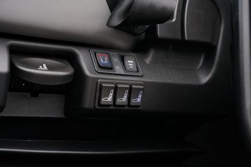 һ�����J6V �캽�� 12.5L���� 580���� 6X4 һ�����12�� AMT�Զ��� ǣ����ͼƬ