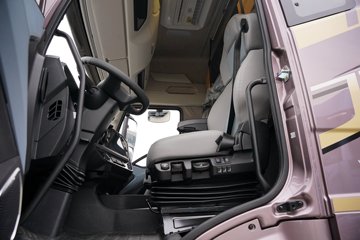 һ�����J6V �캽�� 12.5L���� 580���� 6X4 һ�����12�� AMT�Զ��� ǣ����ͼƬ