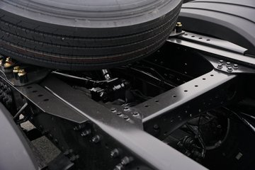 һ�����J6V �캽�� 12.5L���� 580���� 6X4 һ�����12�� AMT�Զ��� ǣ����ͼƬ