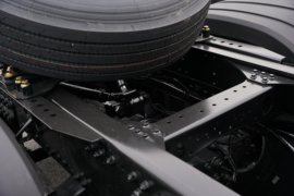 解放J6V&nbsp;牵引车底盘                                                图片