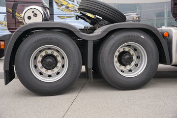 һ�����J6V �캽�� 12.5L���� 580���� 6X4 һ�����12�� AMT�Զ��� ǣ����ͼƬ