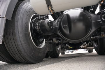 һ�����J6V �캽�� 12.5L���� 580���� 6X4 һ�����12�� AMT�Զ��� ǣ����ͼƬ