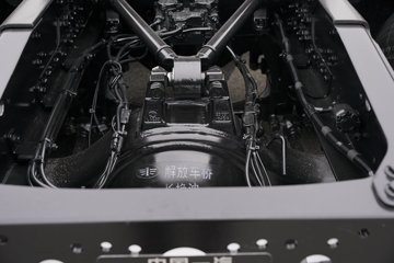 һ�����J6V �캽�� 12.5L���� 580���� 6X4 һ�����12�� AMT�Զ��� ǣ����ͼƬ