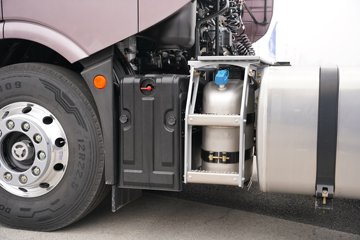 һ�����J6V �캽�� 12.5L���� 580���� 6X4 һ�����12�� AMT�Զ��� ǣ����ͼƬ