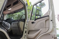 东风柳汽乘龙H7 6X4 纯电动牵引车 宁德时代600kWh