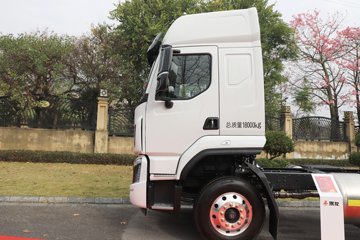 �������� ����H5 ������ 7.7L LNG 320���� 4X2 ��ʿ��8�� 9.7����ʽ�ػ���ͼƬ
