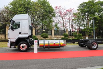 �������� ����H5 ������ 7.7L LNG 320���� 4X2 ��ʿ��8�� 9.7����ʽ�ػ���ͼƬ