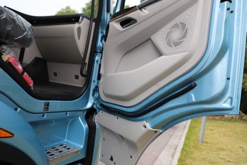 �������� ����H5V ������ 380���� 4X2 ��ʿ��10�� 6.8�ײ�դʽ�ػ���ͼƬ