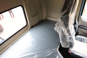 �������� ����H5V ������ 380���� 4X2 ��ʿ��10�� 6.8�ײ�դʽ�ػ���ͼƬ