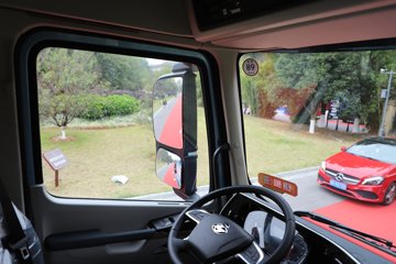 �������� ����H5V ������ 380���� 4X2 ��ʿ��10�� 6.8�ײ�դʽ�ػ���ͼƬ