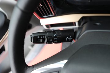 �������� ����H5V ������ 380���� 4X2 ��ʿ��10�� 6.8�ײ�դʽ�ػ���ͼƬ