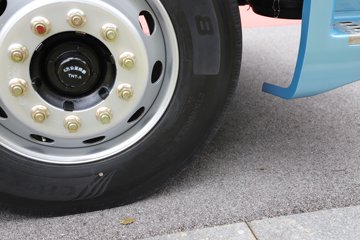 �������� ����H5V ������ 380���� 4X2 ��ʿ��10�� 6.8�ײ�դʽ�ػ���ͼƬ