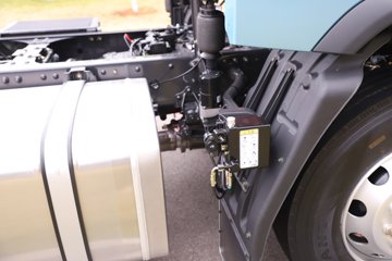 �������� ����H5V ������ 380���� 4X2 ��ʿ��10�� 6.8�ײ�դʽ�ػ���ͼƬ