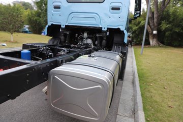 �������� ����H5V ������ 380���� 4X2 ��ʿ��10�� 6.8�ײ�դʽ�ػ���ͼƬ