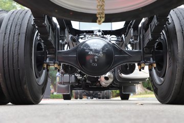 �������� ����H5V ������ 380���� 4X2 ��ʿ��10�� 6.8�ײ�դʽ�ػ���ͼƬ