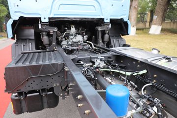 �������� ����H5V ������ 380���� 4X2 ��ʿ��10�� 6.8�ײ�դʽ�ػ���ͼƬ