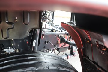 �������� ����H5V ������ 380���� 4X2 ��ʿ��10�� 6.8�ײ�դʽ�ػ���ͼƬ