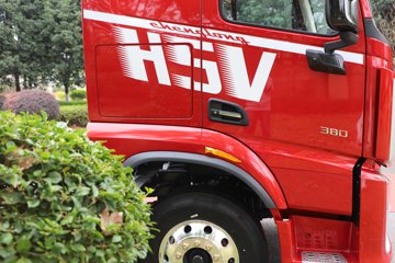 ������������H5V ������ 7L���� 380���� 4X2 ��ʿ��10�� 6.8�ײ�դʽ�ػ���ͼƬ