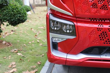 ������������H5V ������ 7L���� 380���� 4X2 ��ʿ��10�� 6.8�ײ�դʽ�ػ���ͼƬ