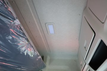 ������������H5V ������ 7L���� 380���� 4X2 ��ʿ��10�� 6.8�ײ�դʽ�ػ���ͼƬ