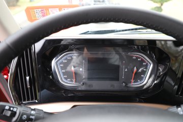 ������������H5V ������ 7L���� 380���� 4X2 ��ʿ��10�� 6.8�ײ�դʽ�ػ���ͼƬ