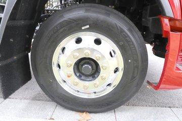 ������������H5V ������ 7L���� 380���� 4X2 ��ʿ��10�� 6.8�ײ�դʽ�ػ���ͼƬ