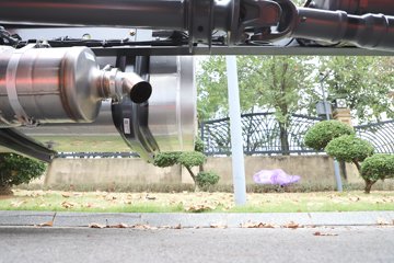 ������������H5V ������ 7L���� 380���� 4X2 ��ʿ��10�� 6.8�ײ�դʽ�ػ���ͼƬ