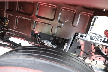 ������������H5V ������ 7L���� 380���� 4X2 ��ʿ��10�� 6.8�ײ�դʽ�ػ���ͼƬ