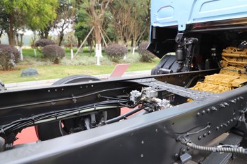 ������������H7pro 6.9L���� 350���� 6X2 ��ʿ��9�� AMT�Զ��� 9.47�ײ�դʽ�ػ���ͼƬ