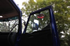 东风柳汽新乘龙M3V 4X2 7.8米纯电动厢式载货车 宁德时代246.67kWh