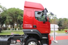 东风柳汽乘龙H5 4.6L柴油 260马力 4X2 法士特8档 6.8米仓栅式载货车