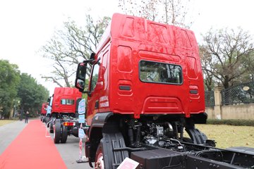 ������������H5 4.6L���� 260���� 4X2 ��ʿ��8�� 6.8�ײ�դʽ�ػ���ͼƬ