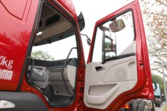 东风柳汽乘龙H5 4.6L柴油 260马力 4X2 法士特8档 6.8米仓栅式载货车