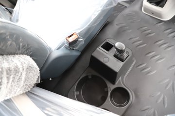 ������������H5 4.6L���� 260���� 4X2 ��ʿ��8�� 6.8�ײ�դʽ�ػ���ͼƬ