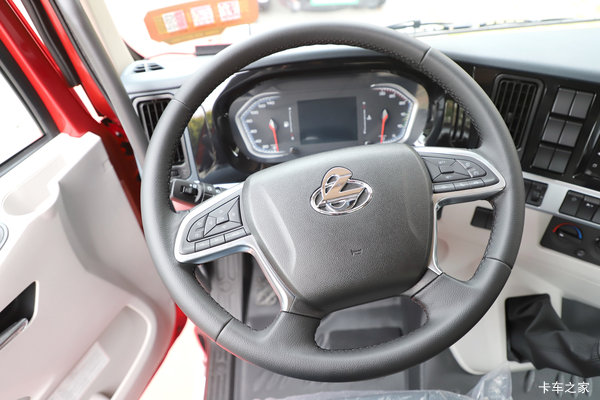 新春钜惠,乘龙H5 290马力90厘米卧铺大单桥 新春钜惠,乘龙H5 290马力90厘米卧铺大单桥