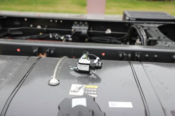 ������������H5 4.6L���� 260���� 4X2 ��ʿ��8�� 6.8�ײ�դʽ�ػ���ͼƬ