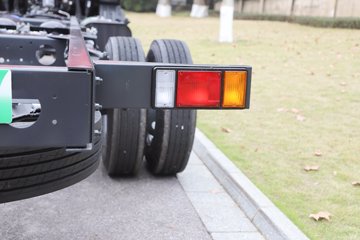 ������������H5 4.6L���� 260���� 4X2 ��ʿ��8�� 6.8�ײ�դʽ�ػ���ͼƬ