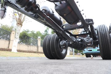 ������������H5 4.6L���� 260���� 4X2 ��ʿ��8�� 6.8�ײ�դʽ�ػ���ͼƬ