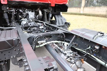 ������������H5 4.6L���� 260���� 4X2 ��ʿ��8�� 6.8�ײ�դʽ�ػ���ͼƬ