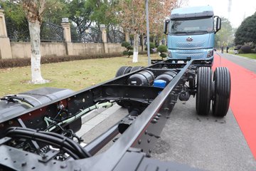 ������������H5 4.6L���� 260���� 4X2 ��ʿ��8�� 6.8�ײ�դʽ�ػ���ͼƬ