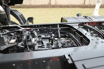 ������������H5 4.6L���� 260���� 4X2 ��ʿ��8�� 6.8�ײ�դʽ�ػ���ͼƬ