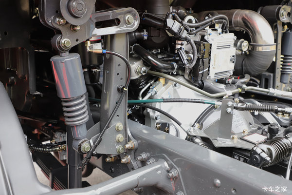 新春钜惠,乘龙H5 290马力90厘米卧铺大单桥 新春钜惠,乘龙H5 290马力90厘米卧铺大单桥