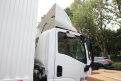 东风柳汽乘龙翼威2 单排纯电动车厢可卸式轻卡 宁德时代140.41kWh