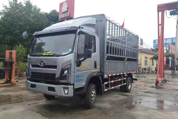 重汽豪曼 牛气冲天 2.5L柴油 180马力 法士特8档 气刹 4.15米单排仓栅式轻卡