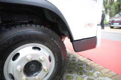 东风柳汽乘龙翼威2 4.165米单排纯电动厢式轻卡 宁德时代120.27kWh