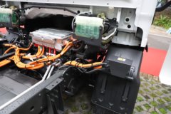 东风柳汽乘龙翼威2 4.165米单排纯电动厢式轻卡 宁德时代120.27kWh